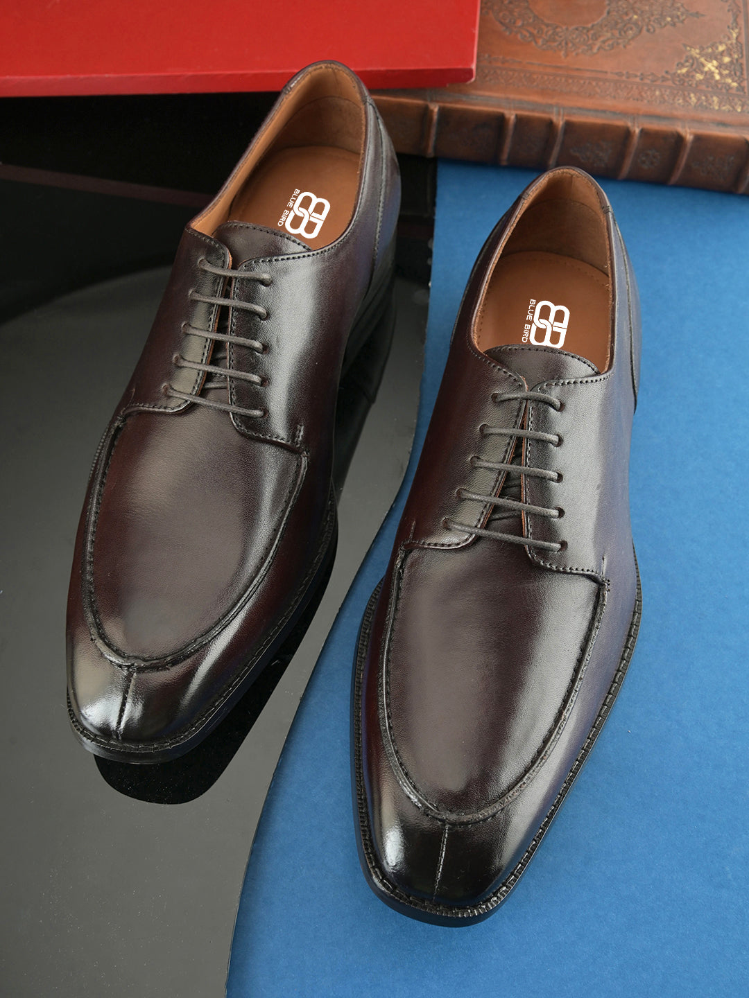 Elegant Dark Brown Blake-Stitched Brogues with Leather Sole