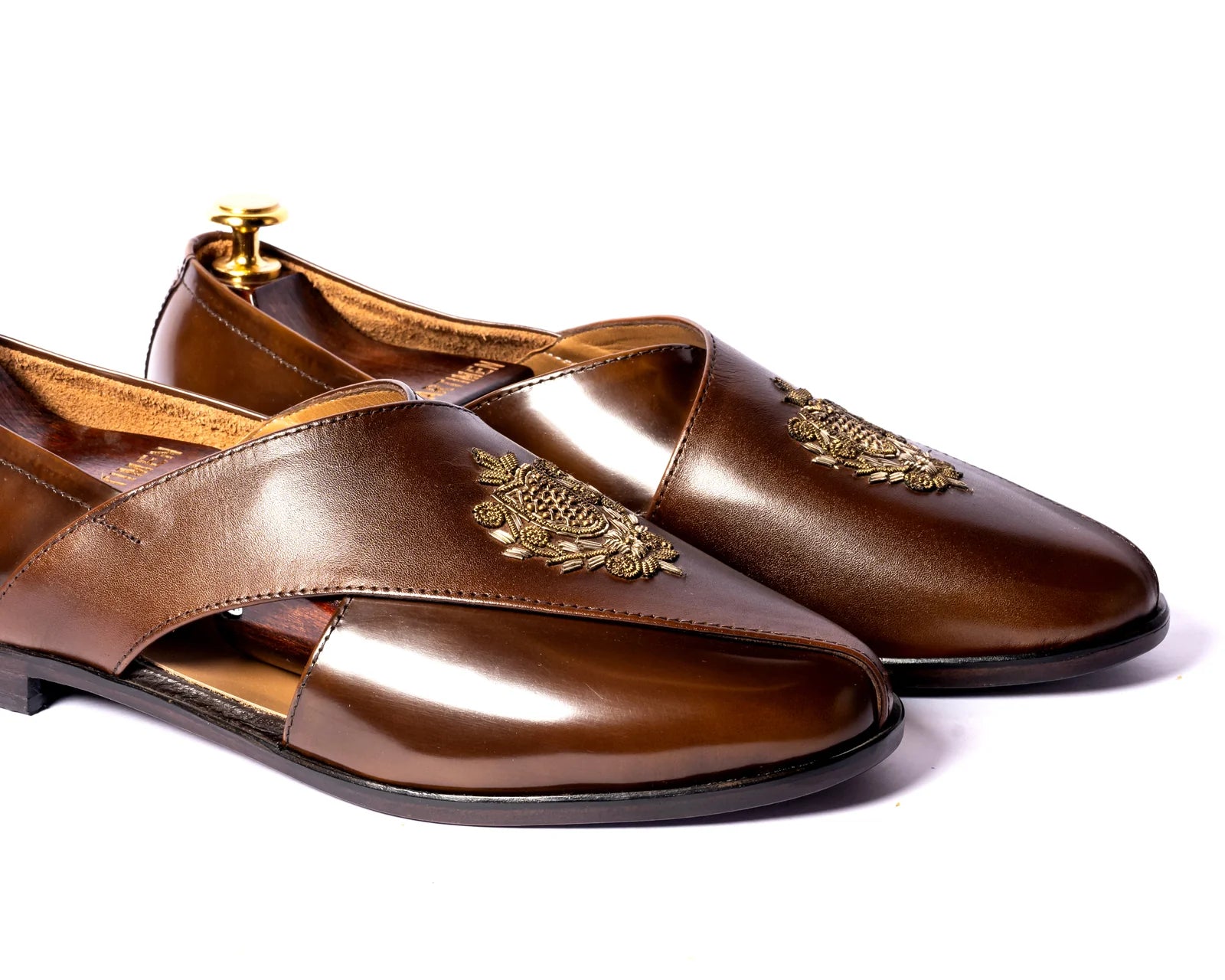 Crisscross Embroidered Peshawari - Caruso Last
