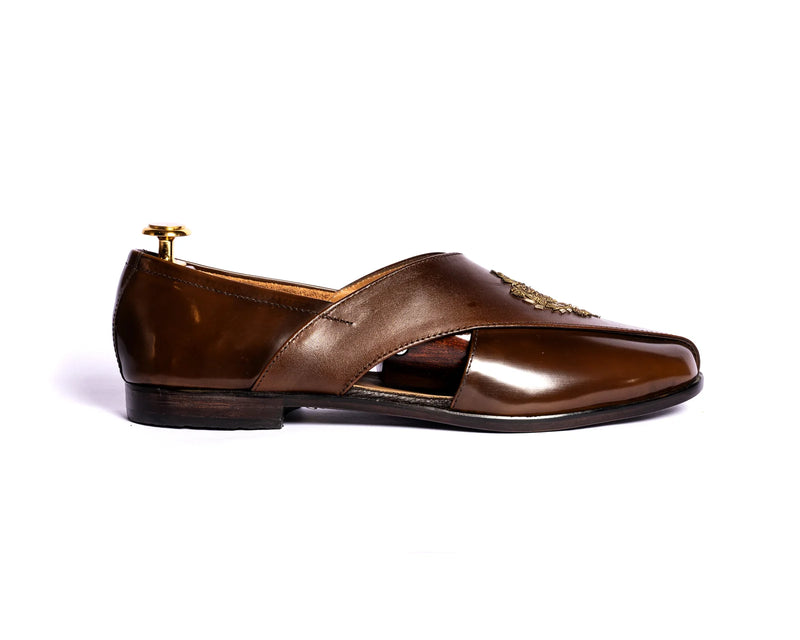 Dark Brown / 4