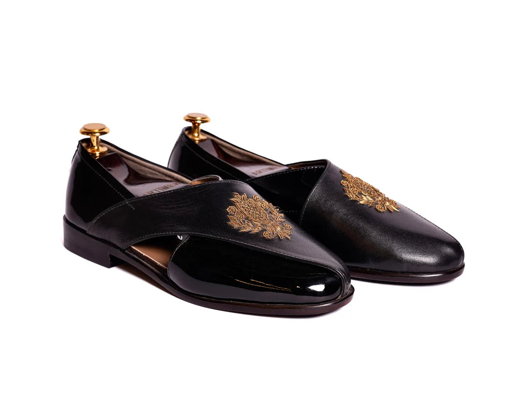 Crisscross Embroidered Peshawari - Caruso Last