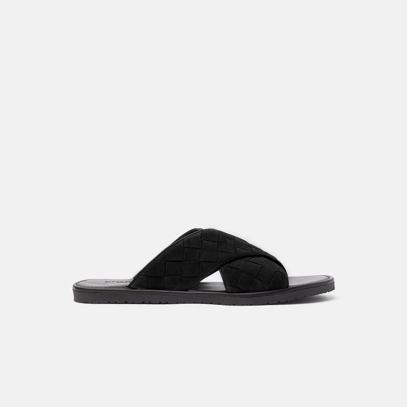 Black / 4