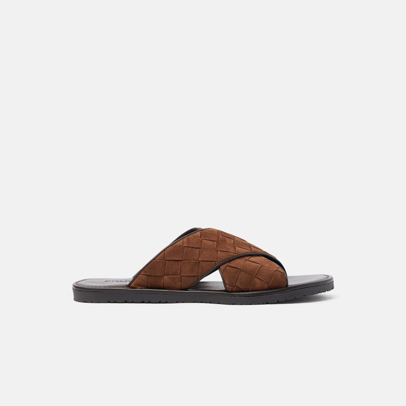 Brown / 4