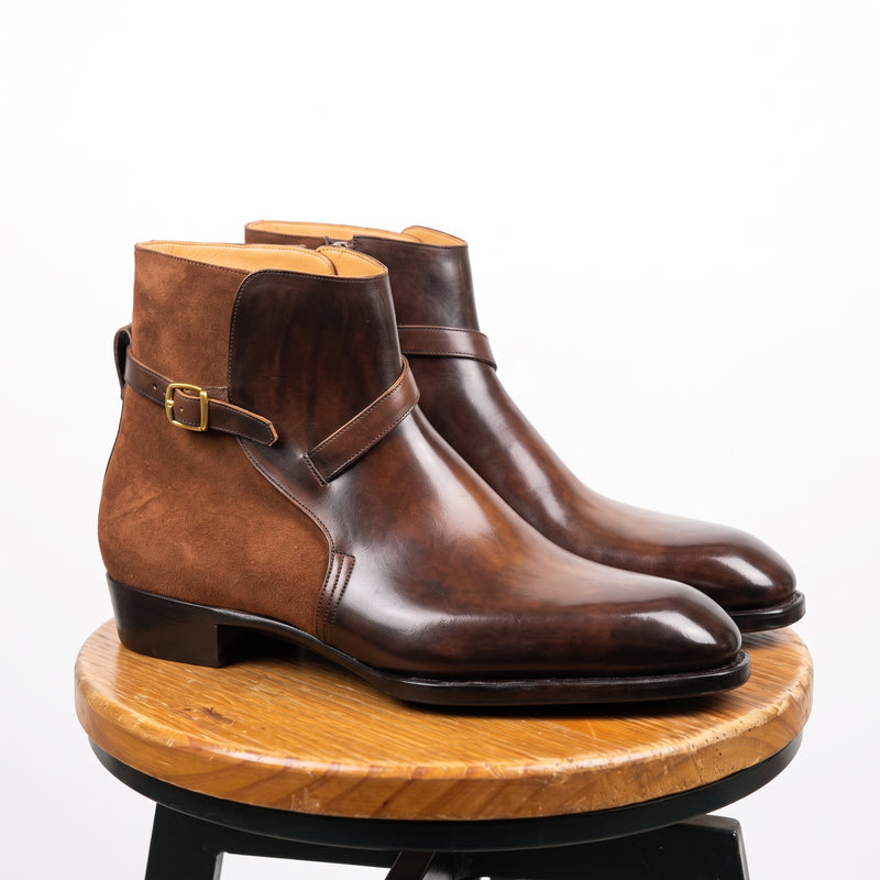 Brown / 4