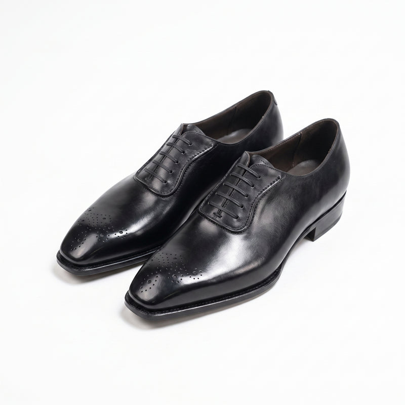 Black / 4