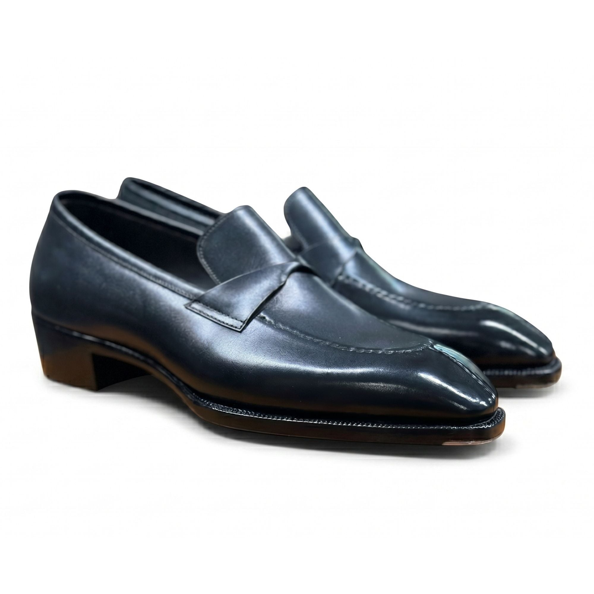 The Cassian Hand-Lasted Twisted Saddle Loafer - Kenda Last