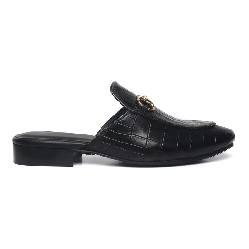 Black / 4