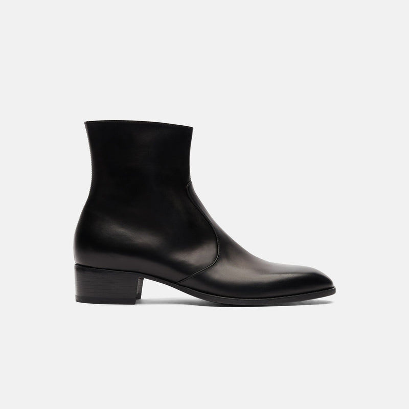 Black / 4