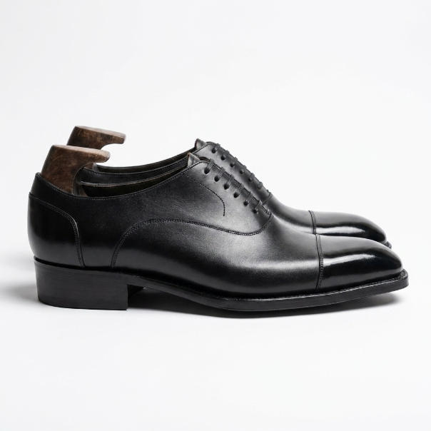 Black / 4